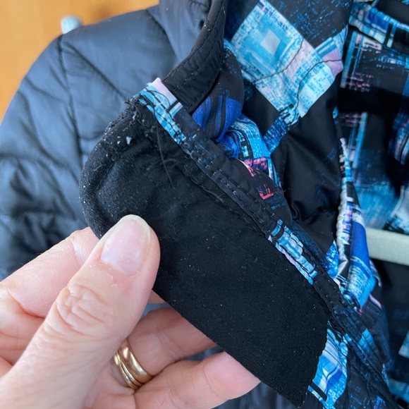 The North Face quilted jacket. VGUC - Picture 5 of 6